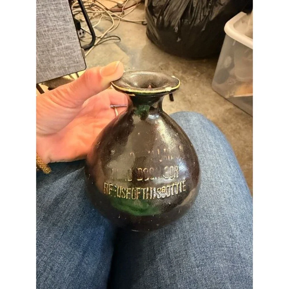 Vase - Picture 3 of 3